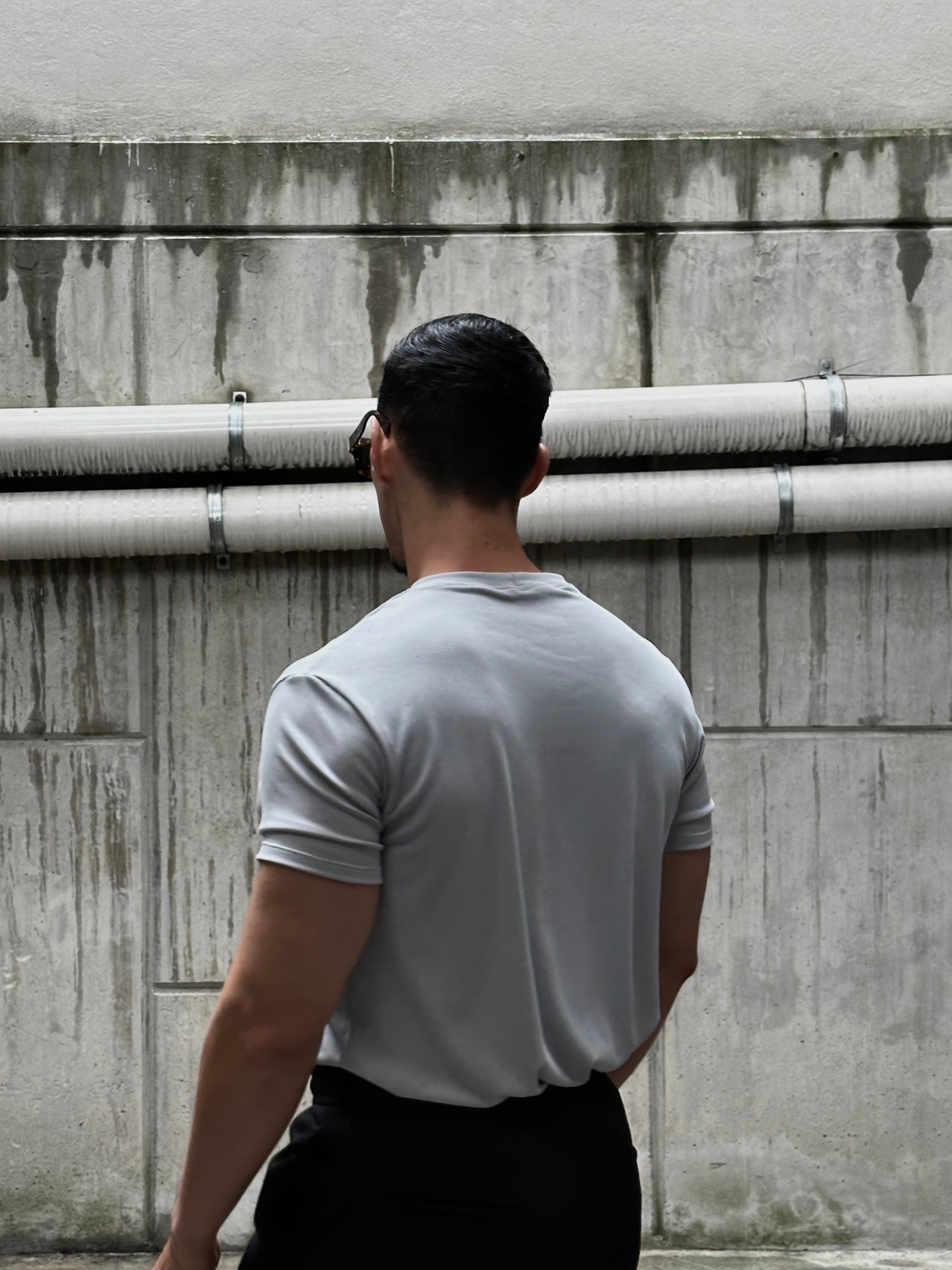 DROP 007 -BASIC TEE