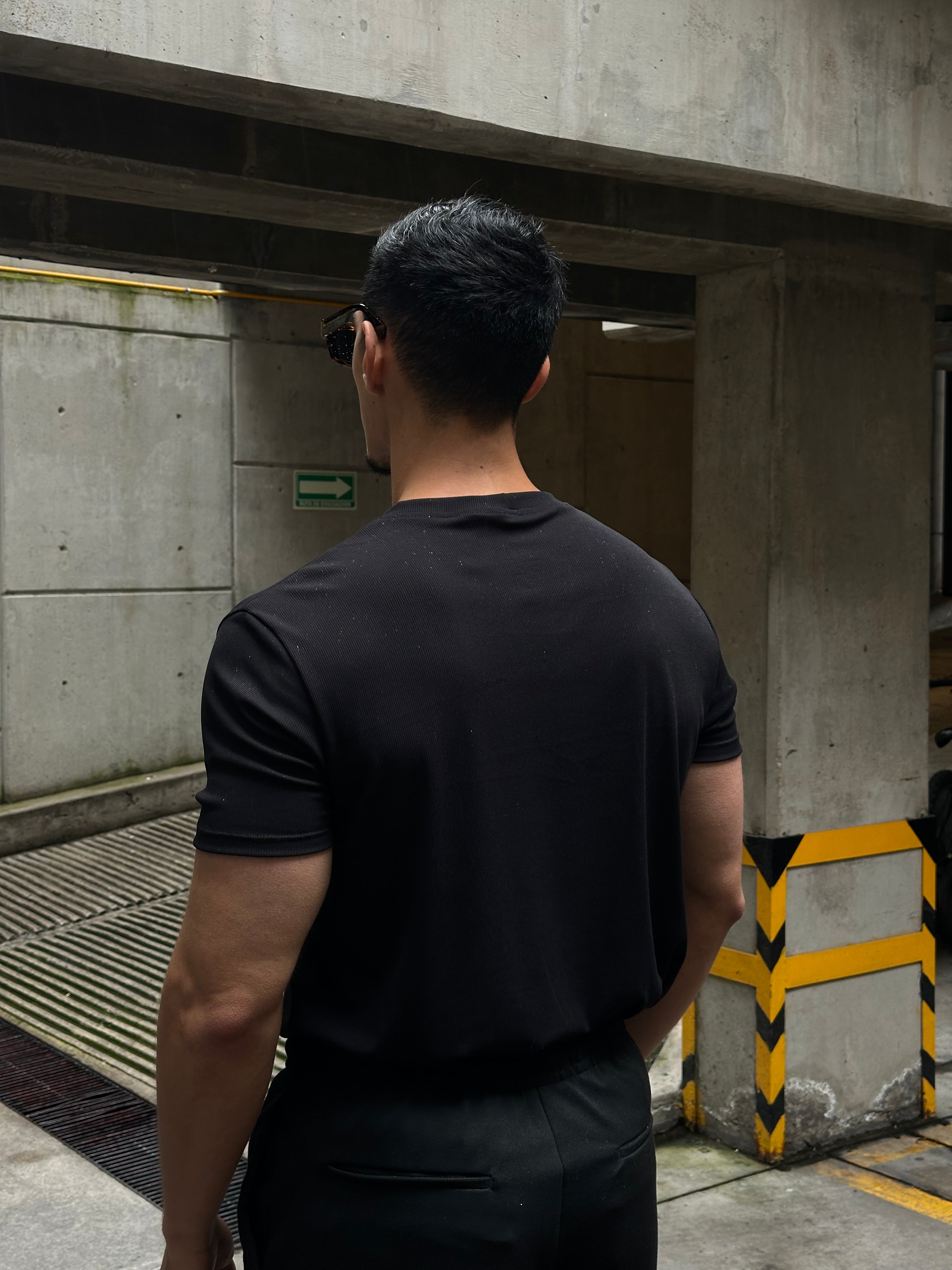 DROP 007 -BASIC TEE