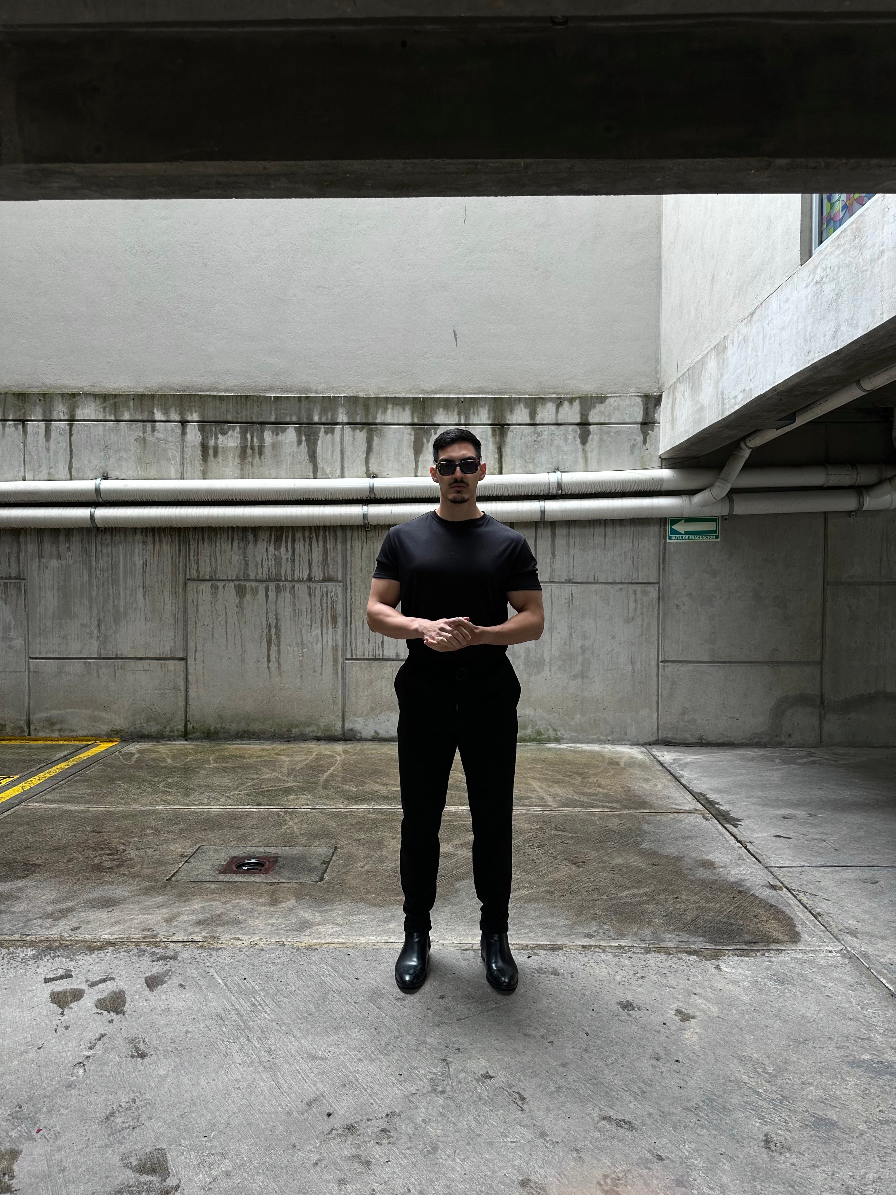 DROP 007 -BASIC TEE